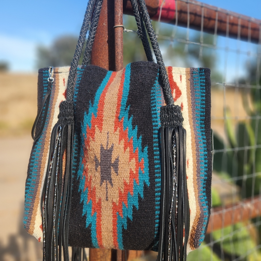 Wool saddle blanket bag